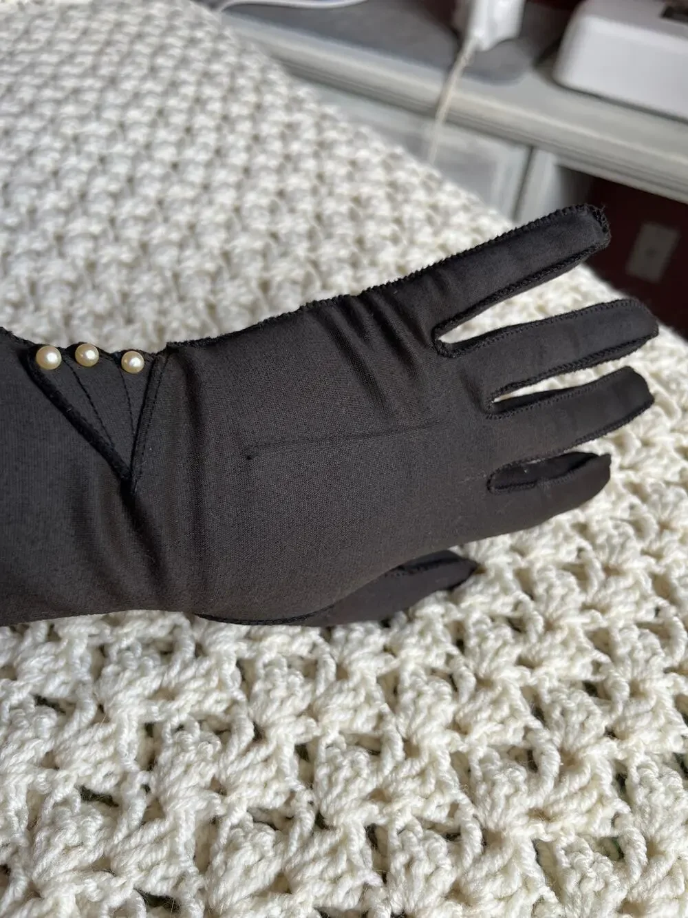 Vintage 60s Brown Gloves Pearl Accent Nylon Stetson Size 7